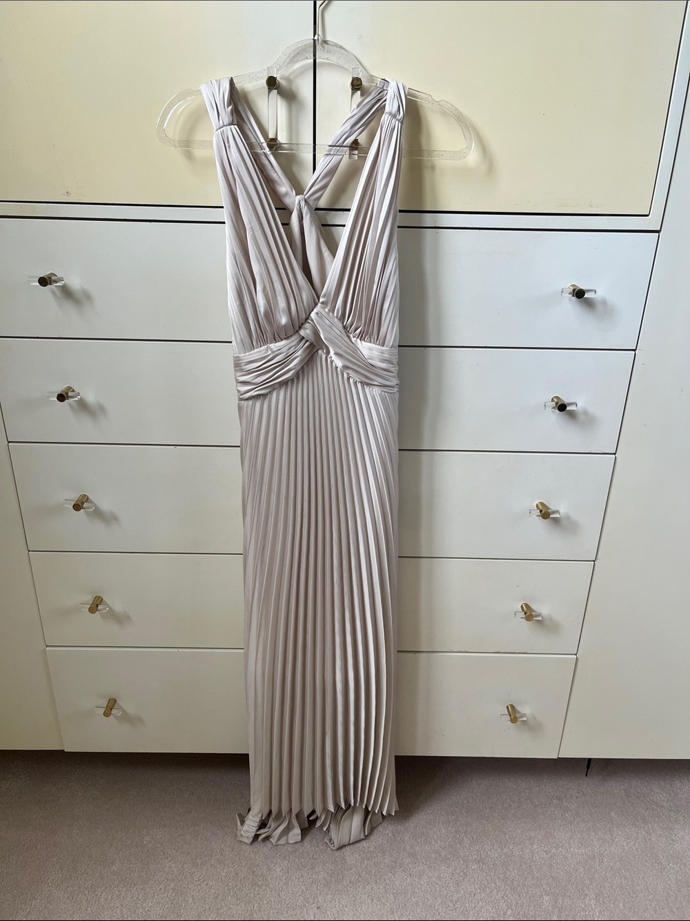 Elegant Pleated Cream Maxie Dress